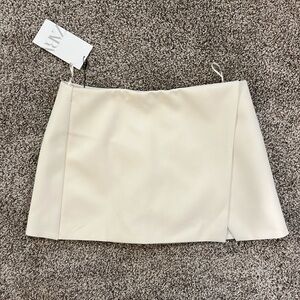 Zara White mini skort